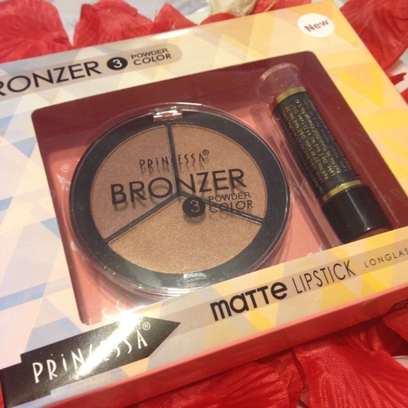 Bronzer+matte lipstick - Picture 5 of 6